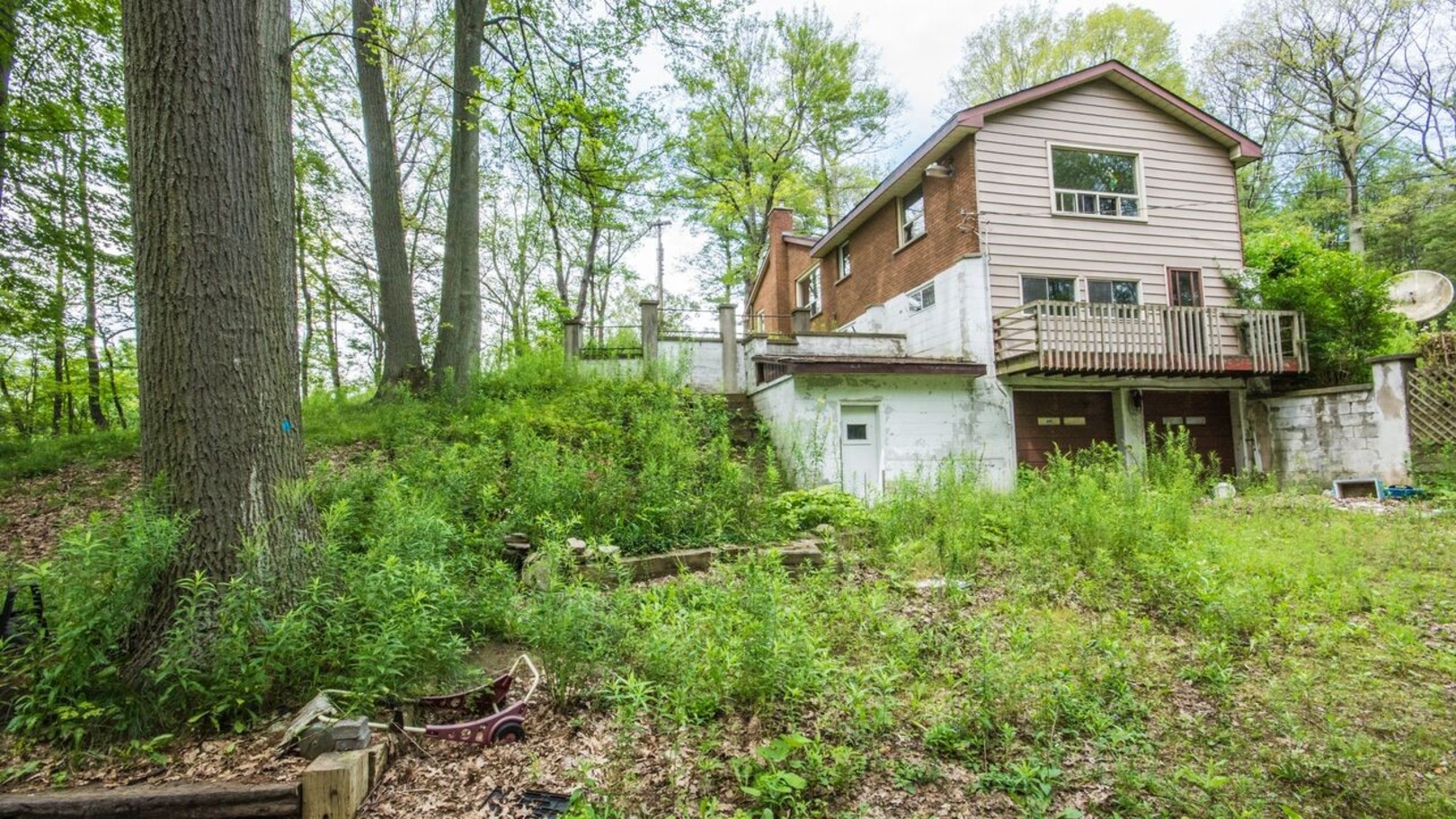 734 Jerseyville Road West, Ancaster