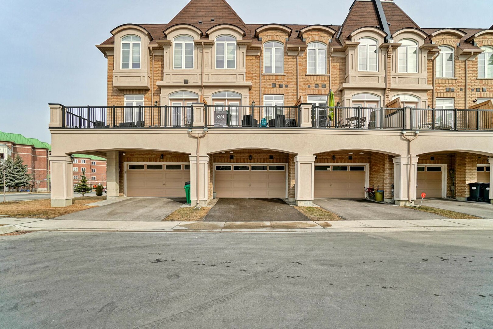 5172 Thornwood Drive, Mississauga