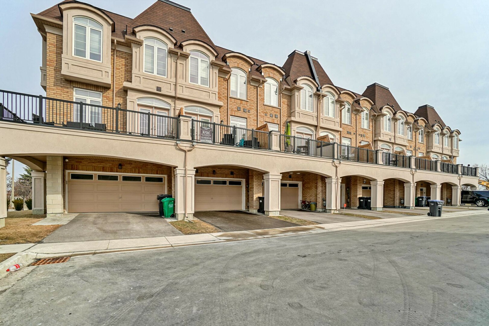 5172 Thornwood Drive, Mississauga