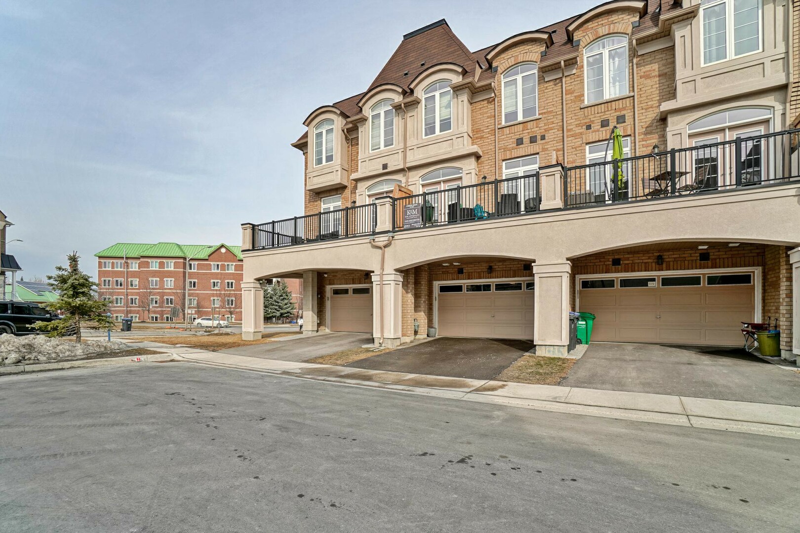 5172 Thornwood Drive, Mississauga
