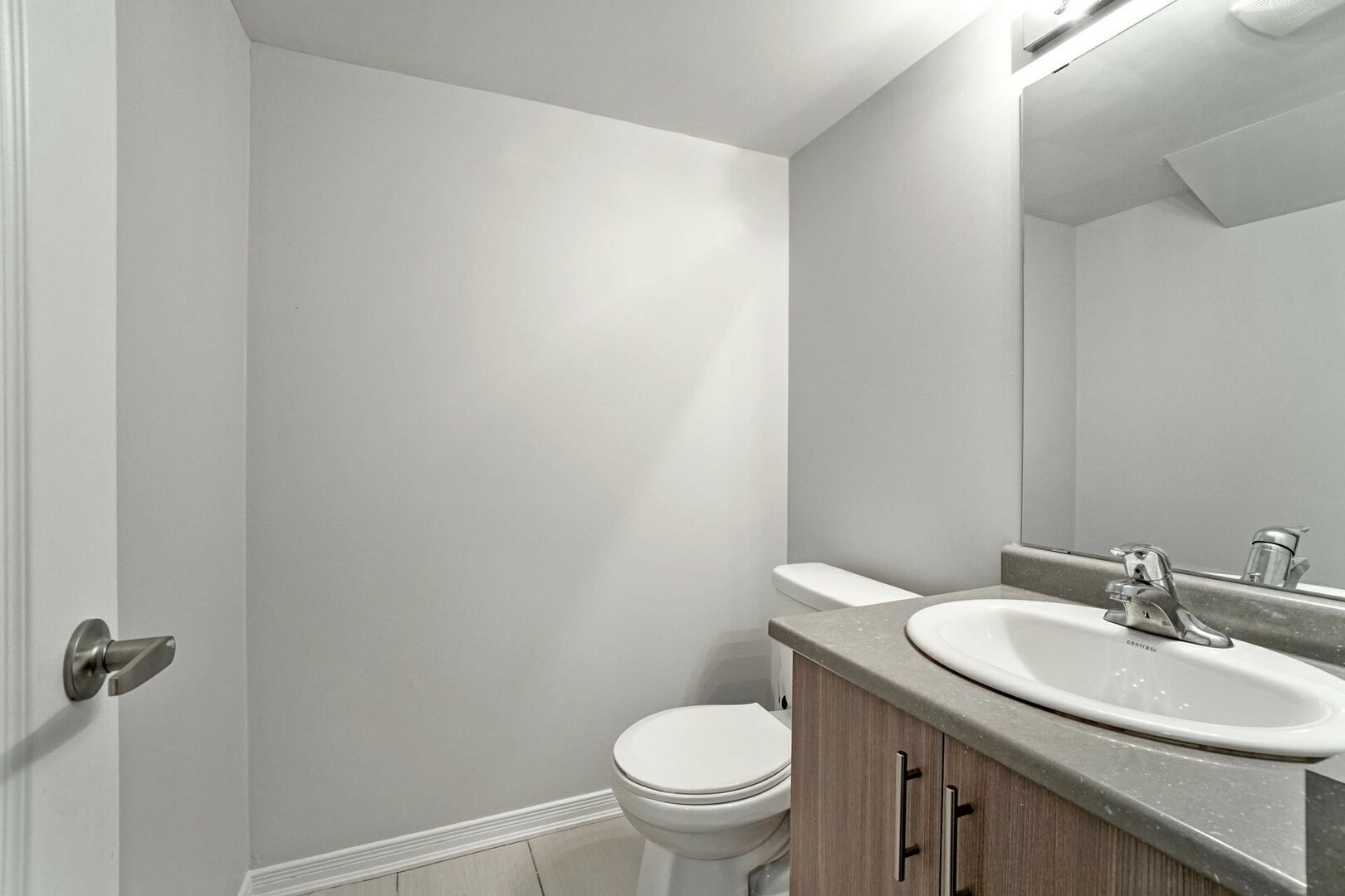 5172 Thornwood Drive, Mississauga